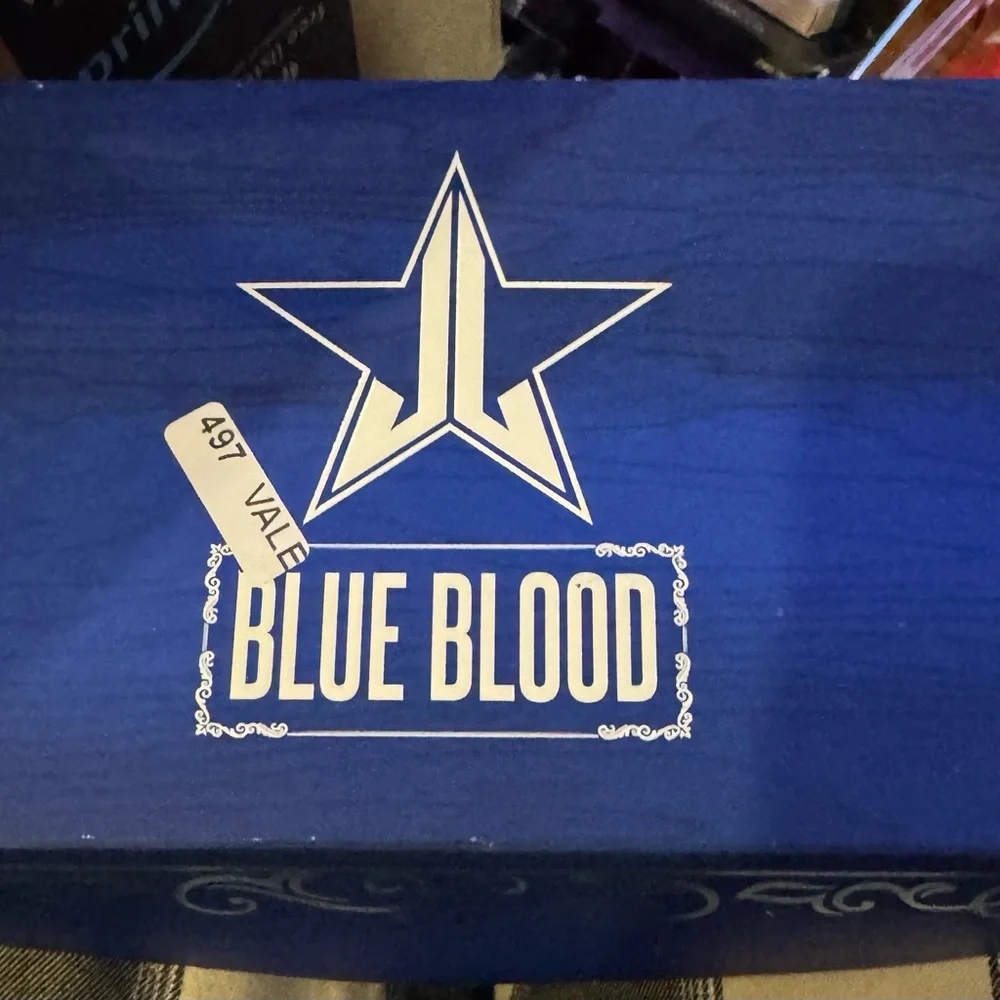 Jeffree Star Blue Blood Eyeshadow Palette